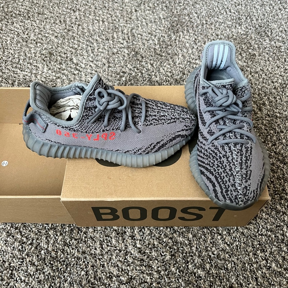FIRM PRICE • adidas Yeezy Boost 350 V2